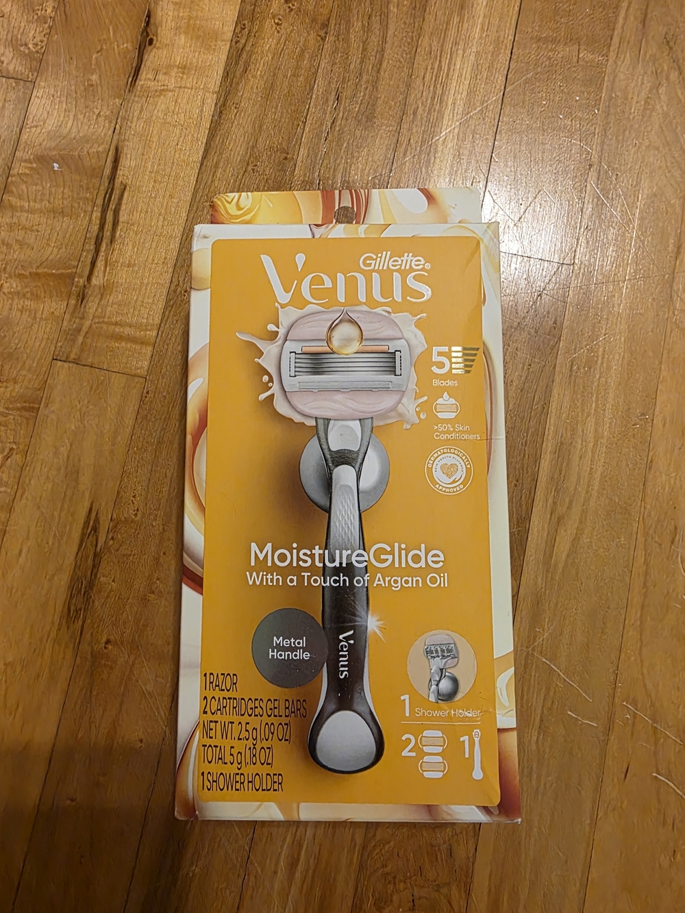 VENUS MoistureGlide Razor & Refills - Bundle - Picture 2 of 5
